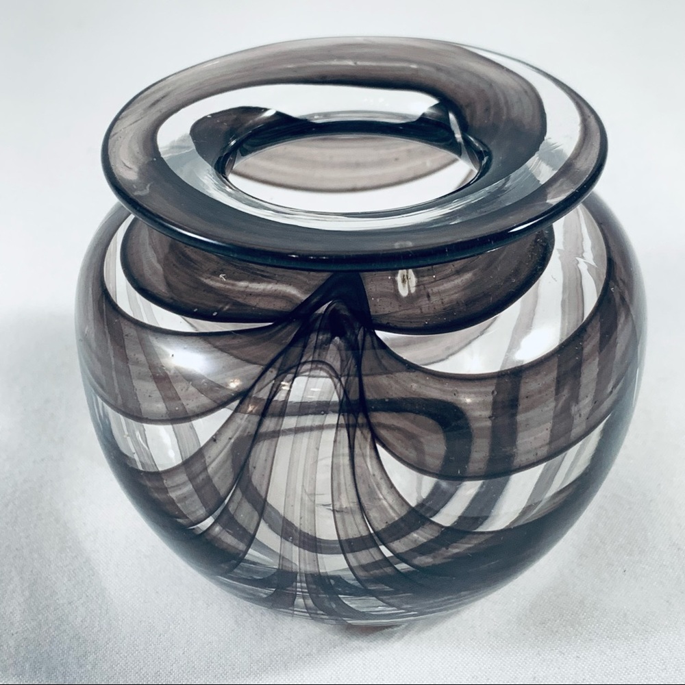 Vintage Blown Studio Glass Vase With Colour Ribbon Trail Pattern - Picture 4 of 10